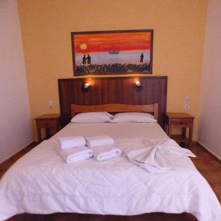 הרסוניסוס Eleni Apartments מראה חיצוני תמונה