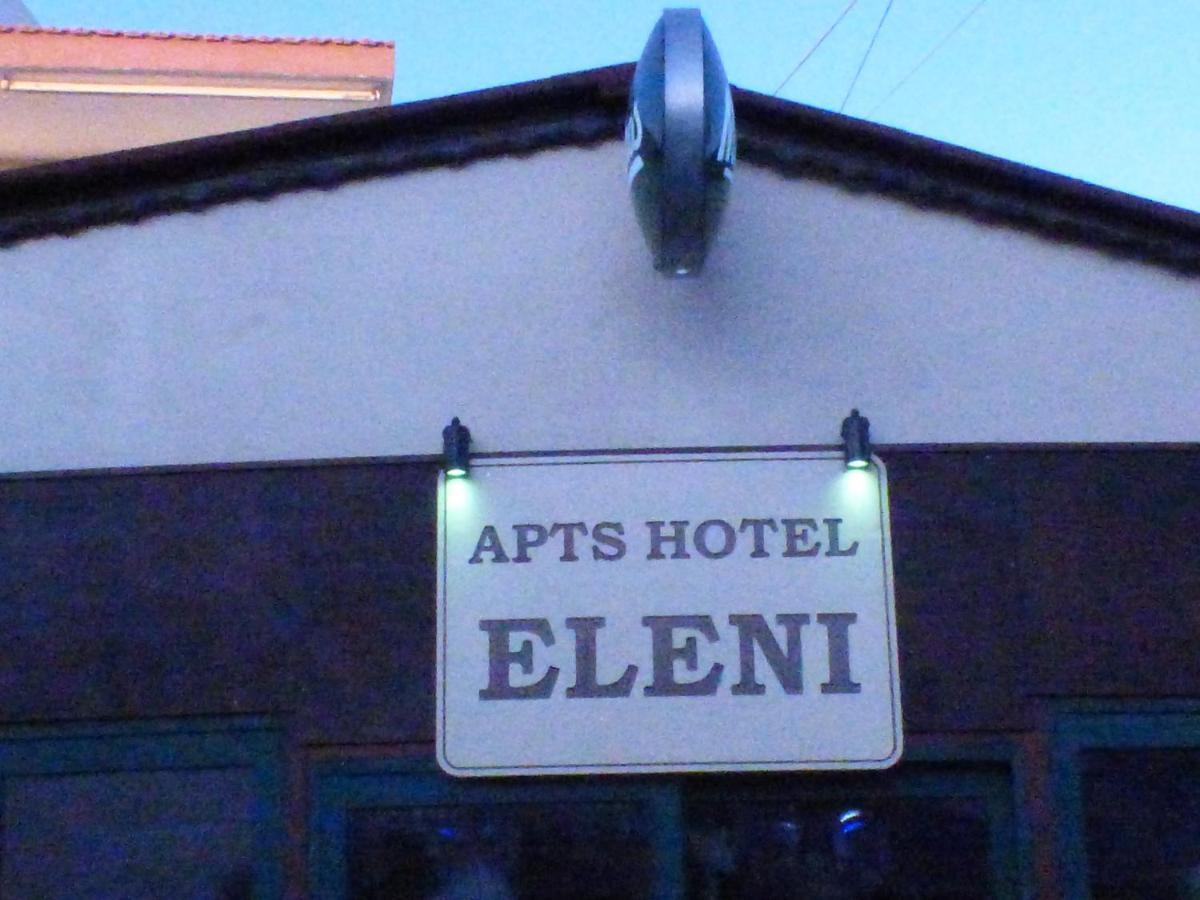הרסוניסוס Eleni Apartments מראה חיצוני תמונה