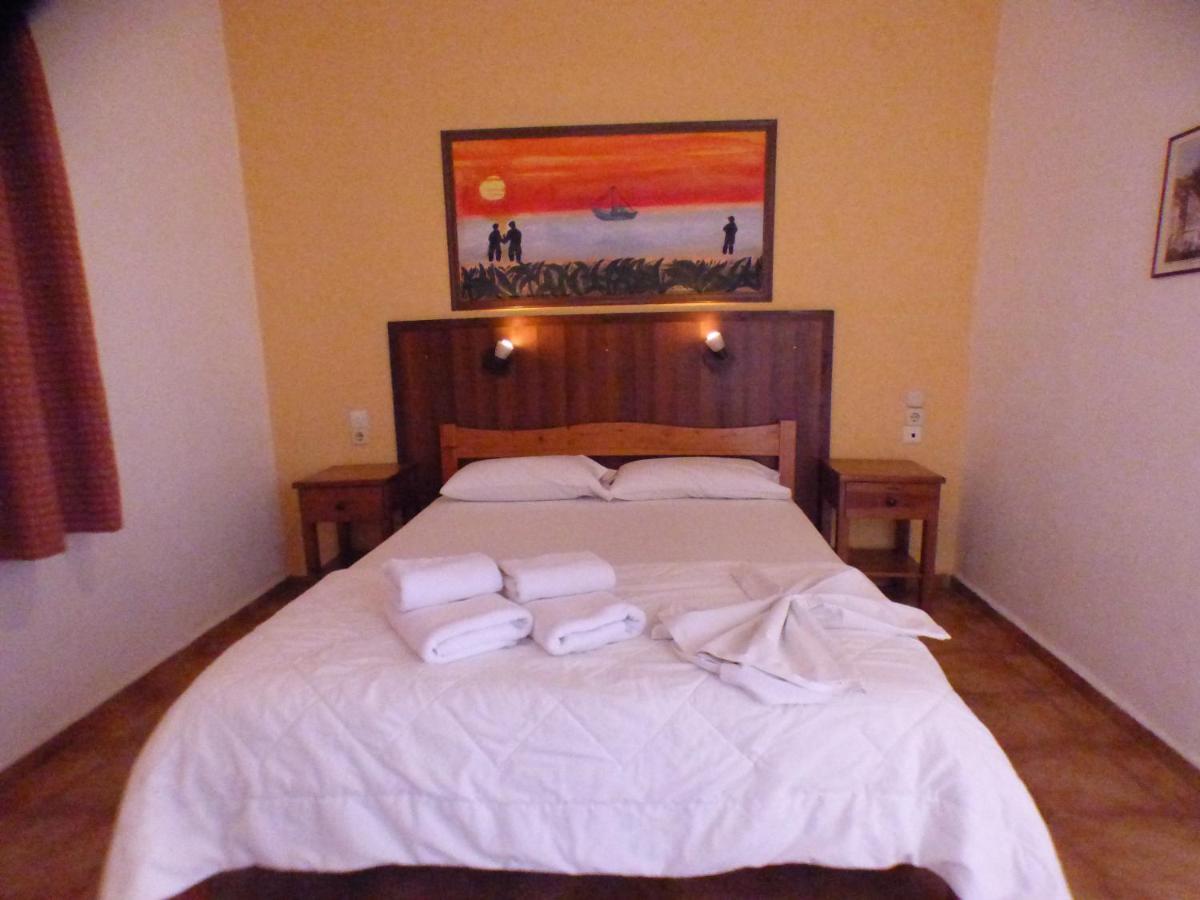 הרסוניסוס Eleni Apartments מראה חיצוני תמונה