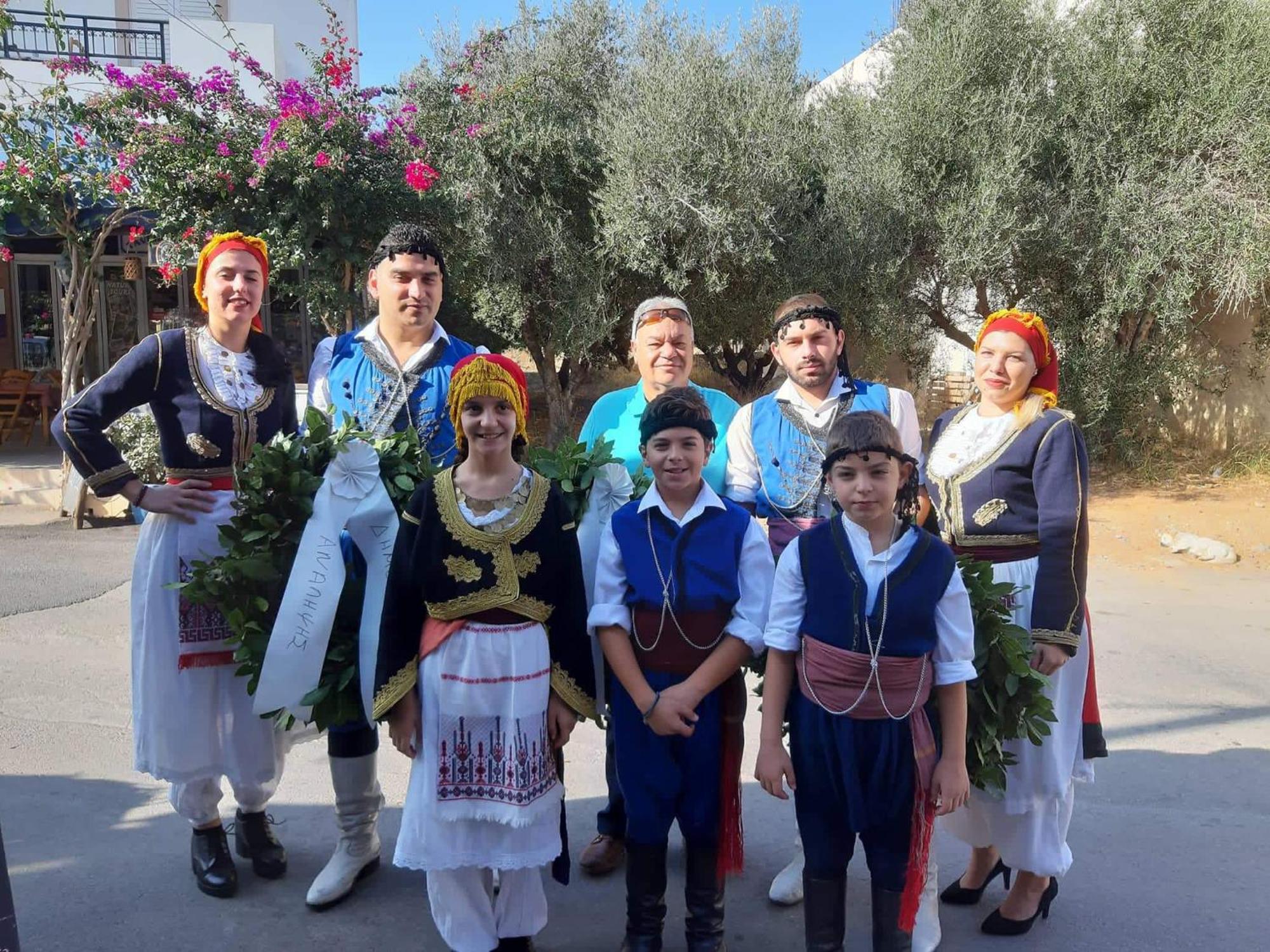 הרסוניסוס Eleni Apartments מראה חיצוני תמונה